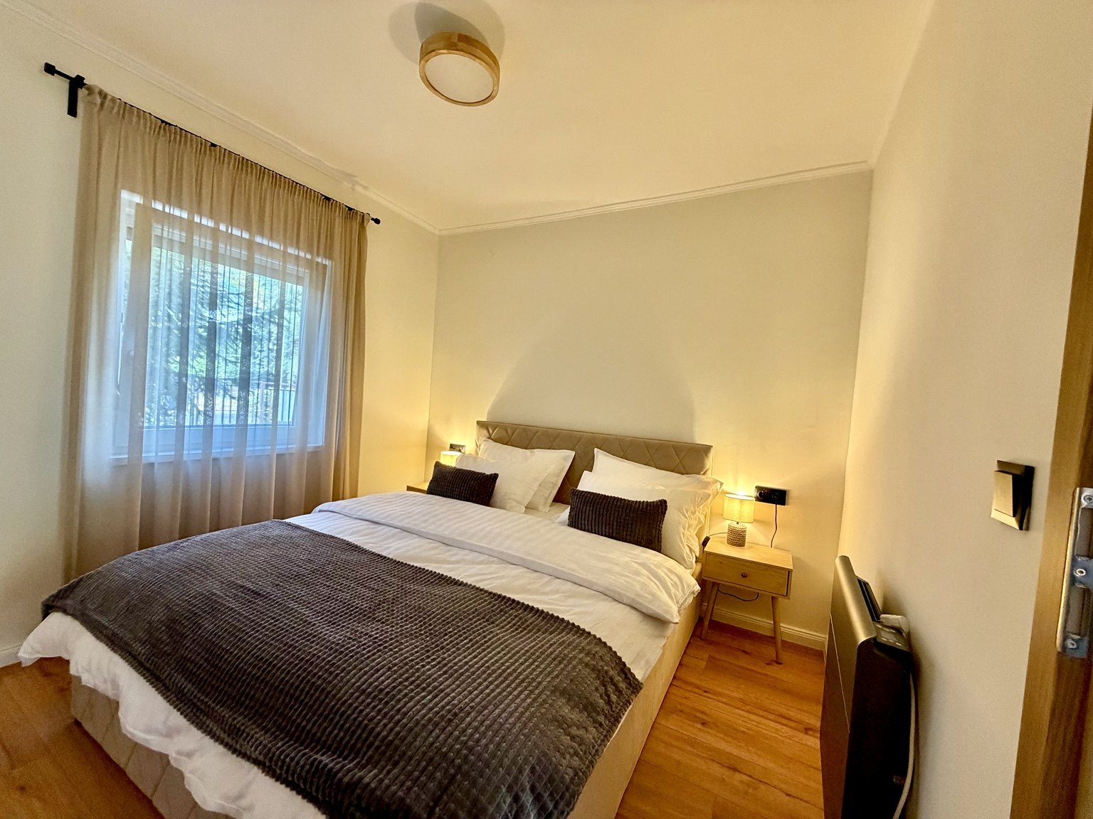 Alsó apartman hálószoba
